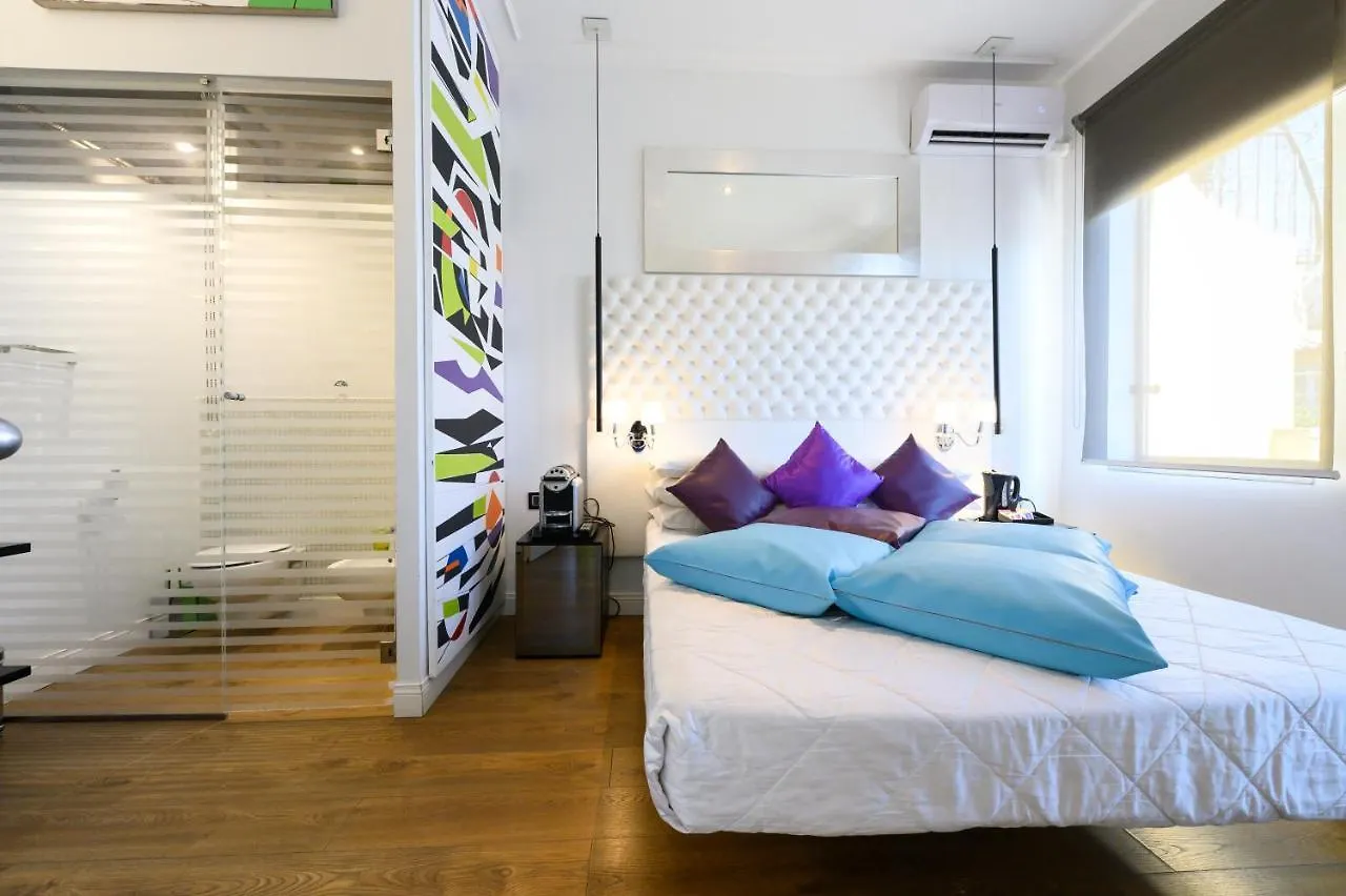 Domus Spagna Frattina Guest House Rome