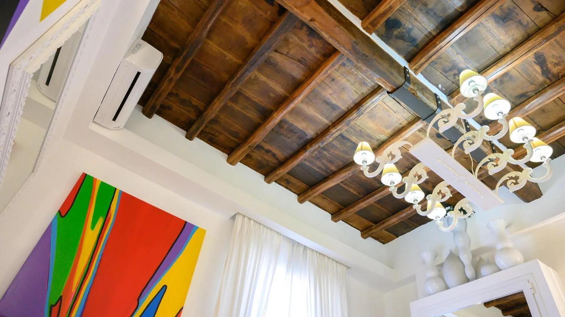 Domus Spagna Frattina Guest House Rome