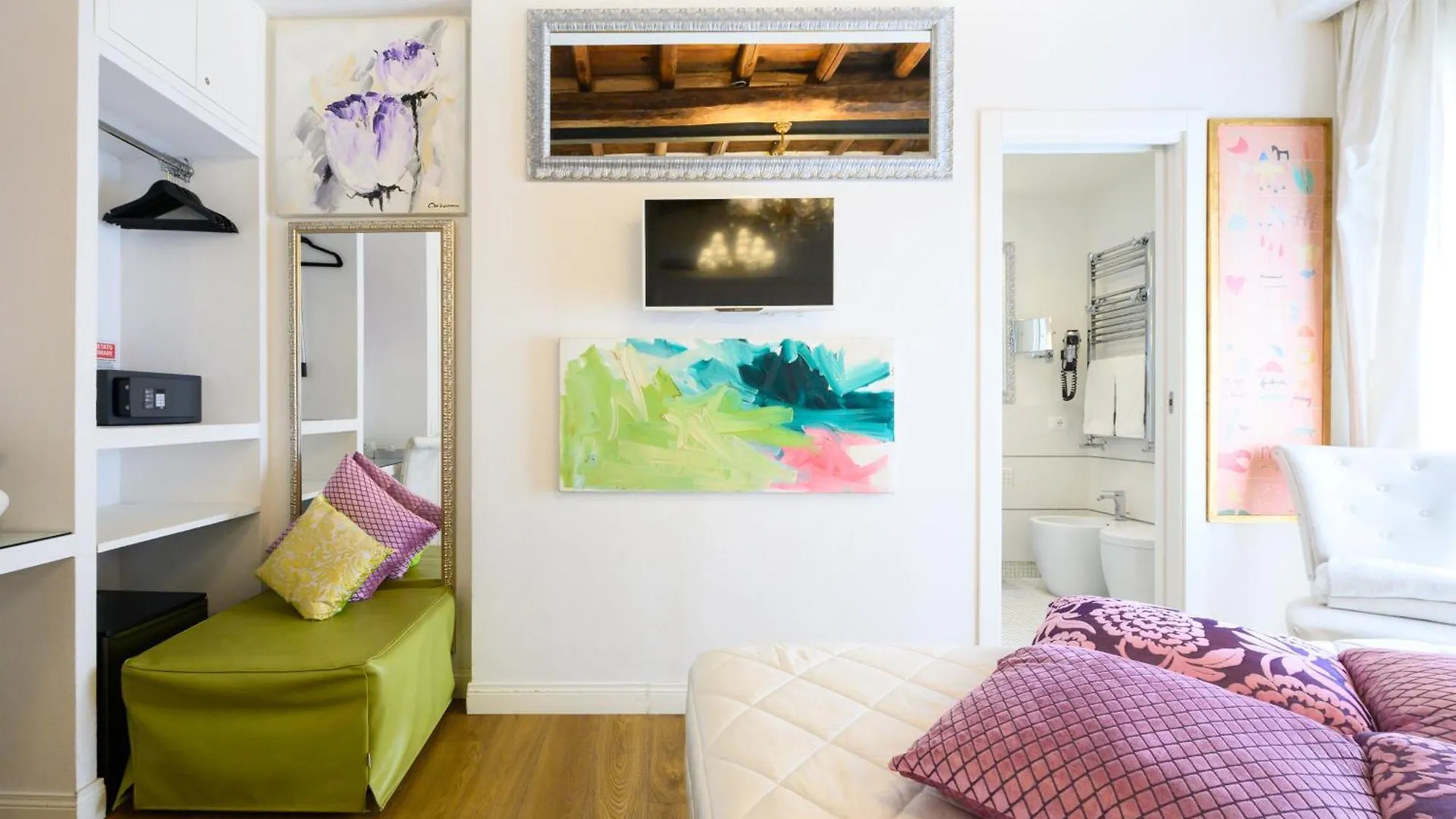 Domus Spagna Frattina Guest House Rome 3*,  Italy