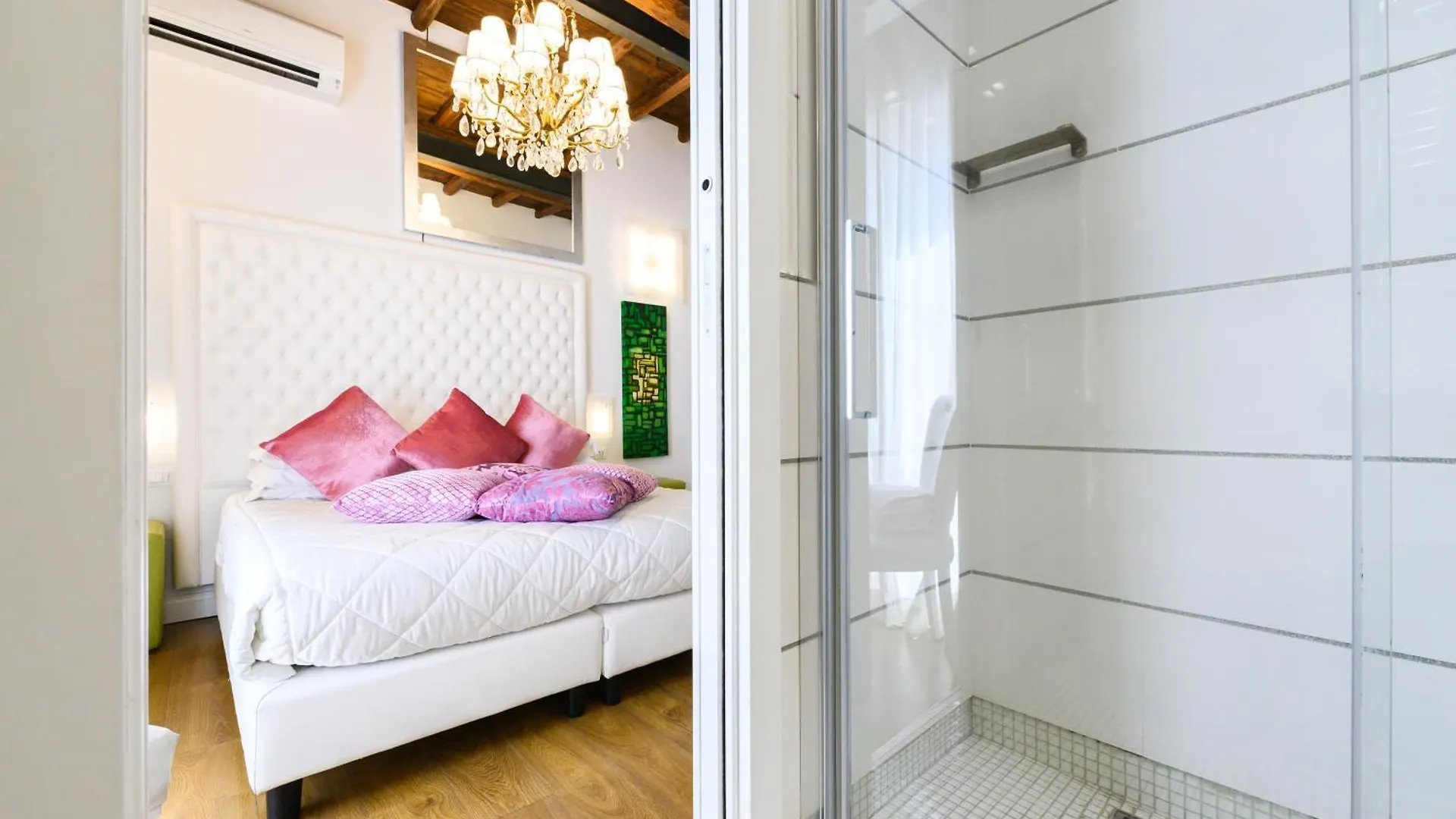 Domus Spagna Frattina Guest House Rome 3*,  Italy