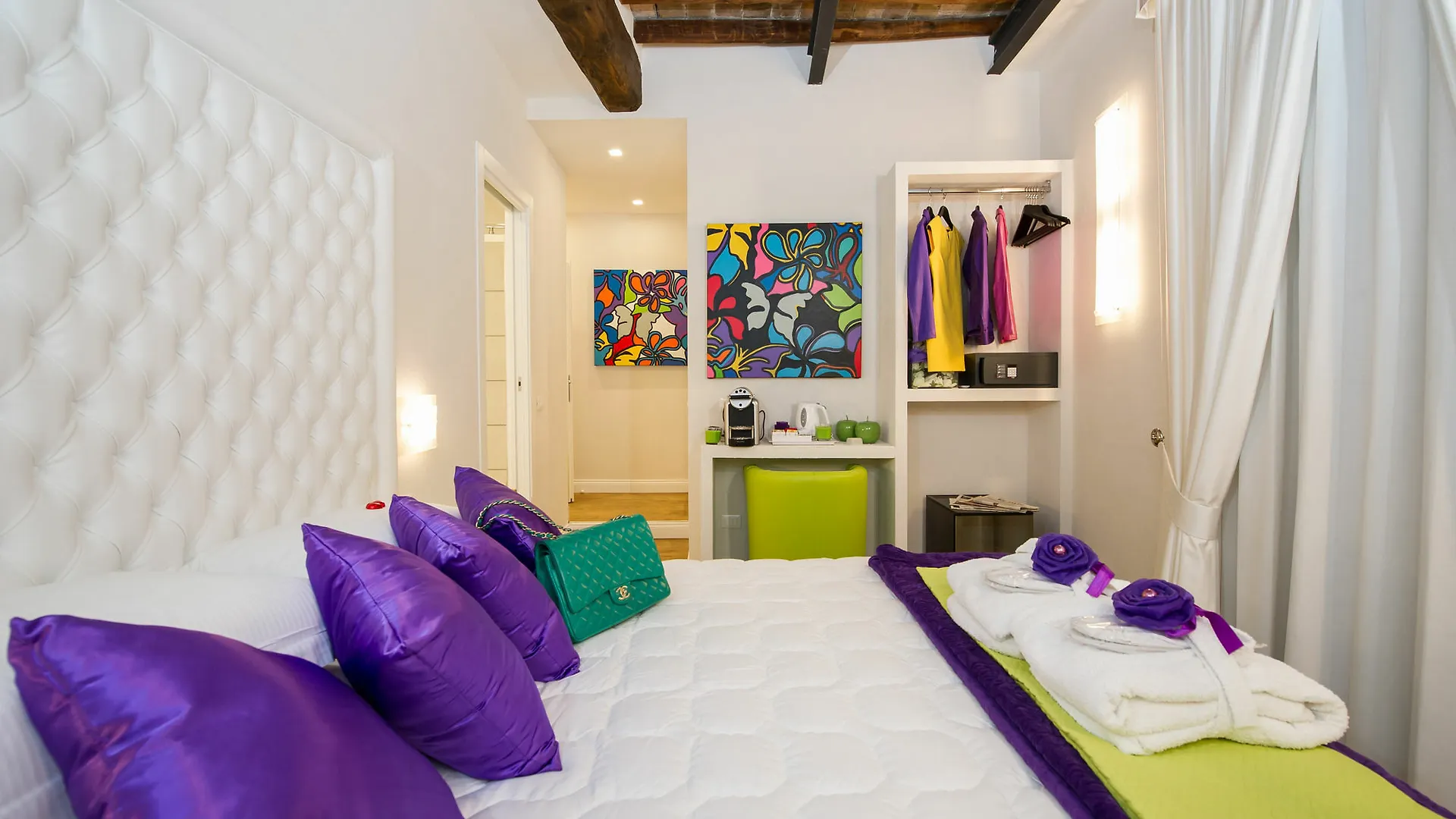 Domus Spagna Frattina Guest House Rome