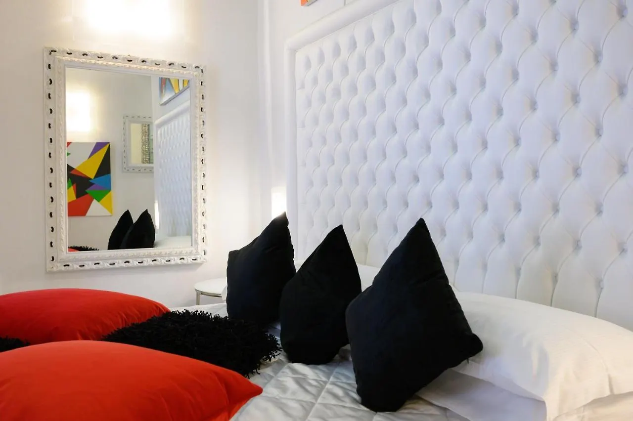 Domus Spagna Frattina Rom 3*,  Italien