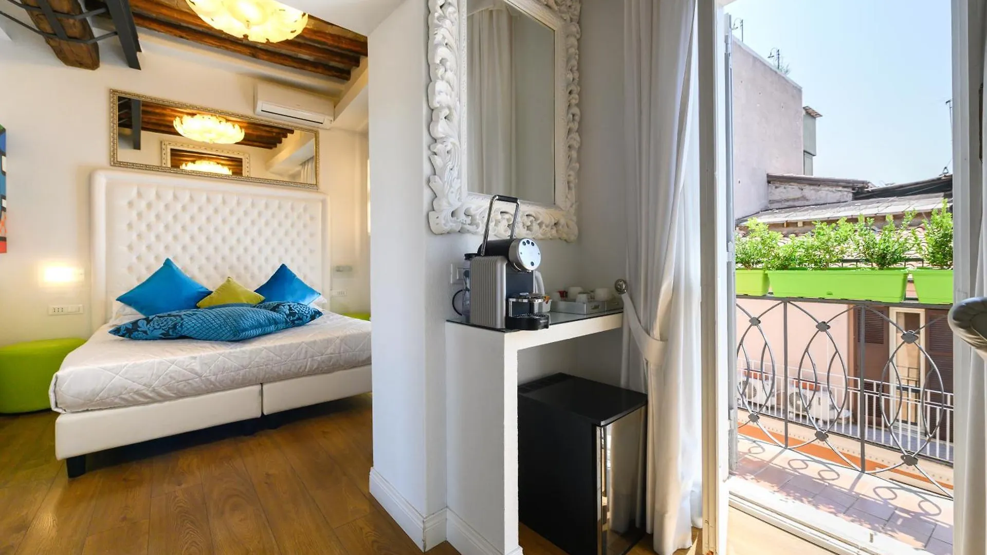 Domus Spagna Frattina Rom 3*,